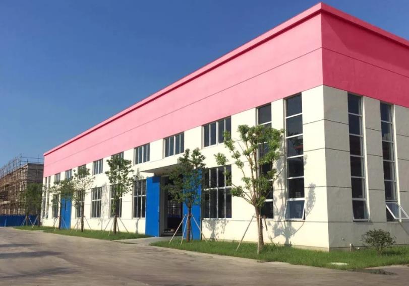 面粉加工廠、棉花倉、槍彈庫等有易爆物和易燃物建筑物的保護